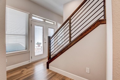 Tucked inside a secure, gated community, this modern on Stevens Park Golf Course in Texas - for sale on GolfHomes.com, golf home, golf lot