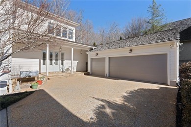 LOOKING FOR AN OWNER'S SUITE ON THE MAIN LEVEL, A 3 CAR GARAGE on Polo Golf and Country Club in Georgia - for sale on GolfHomes.com, golf home, golf lot