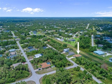 NEW CONSTRUCTION! BUILDER INCENTIVE AVAILABLE! FURNISHED MODEL on Bobcat Trail Golf Club in Florida - for sale on GolfHomes.com, golf home, golf lot