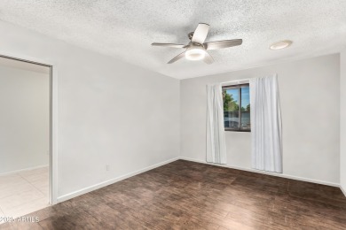 Popular Alameda floor plan, 1832 Sq. ft. 3/2 with AZ room, golf on Sun Lakes Country Club in Arizona - for sale on GolfHomes.com, golf home, golf lot