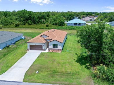 NEW CONSTRUCTION! BUILDER INCENTIVE AVAILABLE! FURNISHED MODEL on Bobcat Trail Golf Club in Florida - for sale on GolfHomes.com, golf home, golf lot