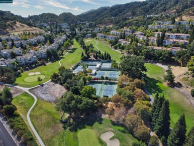 Price recently reduced...  Spacious 2 Bedroom / 1 Bath on Rossmoor Golf Course in California - for sale on GolfHomes.com, golf home, golf lot