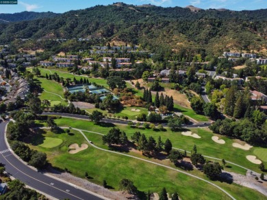 Price recently reduced...  Spacious 2 Bedroom / 1 Bath on Rossmoor Golf Course in California - for sale on GolfHomes.com, golf home, golf lot