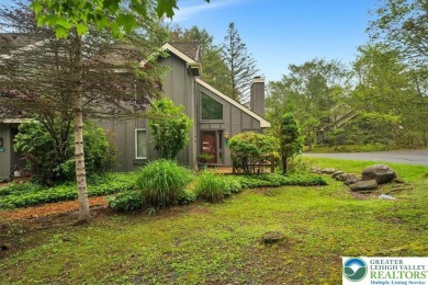 Turnkey Mountain Escape with Slope-Side Access - Snow Ridge on Jack Frost National Golf Course in Pennsylvania - for sale on GolfHomes.com, golf home, golf lot