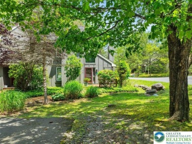 Turnkey Mountain Escape with Slope-Side Access - Snow Ridge on Jack Frost National Golf Course in Pennsylvania - for sale on GolfHomes.com, golf home, golf lot