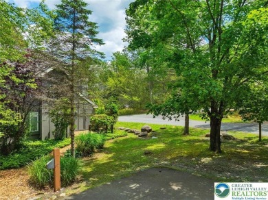 Turnkey Mountain Escape with Slope-Side Access - Snow Ridge on Jack Frost National Golf Course in Pennsylvania - for sale on GolfHomes.com, golf home, golf lot