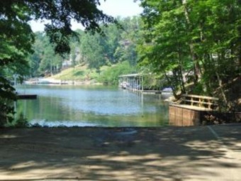 Beautiful waterfront property with main lake view. Perfect for a on Pickwick Landing State Park Golf Course in Tennessee - for sale on GolfHomes.com, golf home, golf lot
