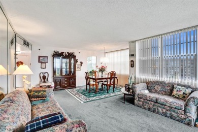 Bright and spacious CORNER unit in the desirable 55+ community on Pembroke Lakes Golf Club in Florida - for sale on GolfHomes.com, golf home, golf lot