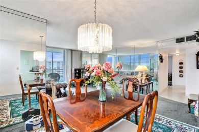 Bright and spacious CORNER unit in the desirable 55+ community on Pembroke Lakes Golf Club in Florida - for sale on GolfHomes.com, golf home, golf lot