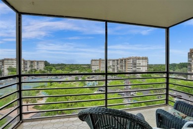 Bright and spacious CORNER unit in the desirable 55+ community on Pembroke Lakes Golf Club in Florida - for sale on GolfHomes.com, golf home, golf lot