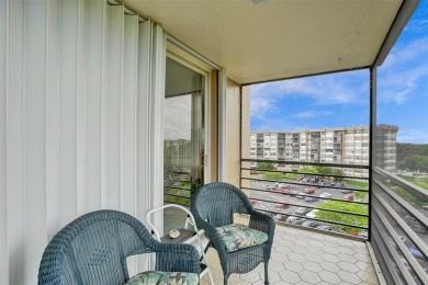 Bright and spacious CORNER unit in the desirable 55+ community on Pembroke Lakes Golf Club in Florida - for sale on GolfHomes.com, golf home, golf lot