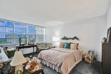 Bright and spacious CORNER unit in the desirable 55+ community on Pembroke Lakes Golf Club in Florida - for sale on GolfHomes.com, golf home, golf lot
