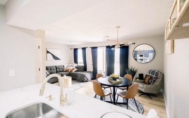 Beautifully Updated 1BR/1BA Condo at Pointe Royale - Prime on Pointe Royale Village Country Club in Missouri - for sale on GolfHomes.com, golf home, golf lot