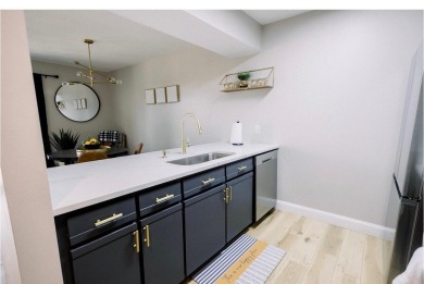 Beautifully Updated 1BR/1BA Condo at Pointe Royale - Prime on Pointe Royale Village Country Club in Missouri - for sale on GolfHomes.com, golf home, golf lot