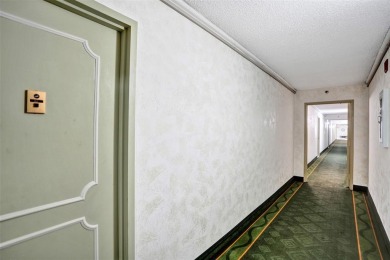 Bright and spacious CORNER unit in the desirable 55+ community on Pembroke Lakes Golf Club in Florida - for sale on GolfHomes.com, golf home, golf lot