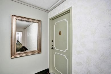 Bright and spacious CORNER unit in the desirable 55+ community on Pembroke Lakes Golf Club in Florida - for sale on GolfHomes.com, golf home, golf lot