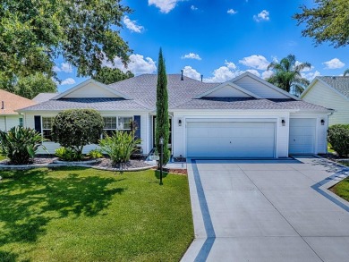 WELL-MAINTAINED  FURNISHED 3/2 WHISPERING PINE DESIGNER HOME on The Links of Spruce Creek in Florida - for sale on GolfHomes.com, golf home, golf lot