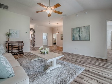 WELL-MAINTAINED  FURNISHED 3/2 WHISPERING PINE DESIGNER HOME on The Links of Spruce Creek in Florida - for sale on GolfHomes.com, golf home, golf lot