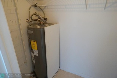 Great 2 bedrooms 2 bathrooms, boasting large unit. Appliances on Crystal Lake Country Club in Florida - for sale on GolfHomes.com, golf home, golf lot