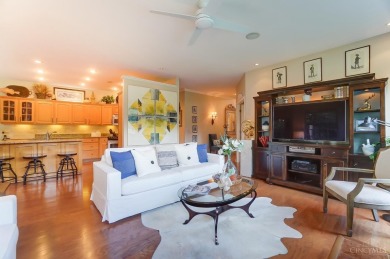 Welcome to this elegant 3-bdrm, 2-ba patio home in Yankee Trace on The Golf Club At Yankee Trace in Ohio - for sale on GolfHomes.com, golf home, golf lot