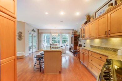 Welcome to this elegant 3-bdrm, 2-ba patio home in Yankee Trace on The Golf Club At Yankee Trace in Ohio - for sale on GolfHomes.com, golf home, golf lot