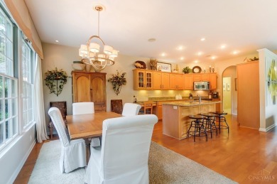 Welcome to this elegant 3-bdrm, 2-ba patio home in Yankee Trace on The Golf Club At Yankee Trace in Ohio - for sale on GolfHomes.com, golf home, golf lot