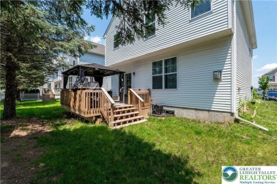 Welcome to this beautifully maintained 4-bed, 2.5-bath Colonial on Willow Brook Golf Club in Pennsylvania - for sale on GolfHomes.com, golf home, golf lot