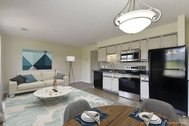 Welcome to easy living in the heart of Branson! This charming on Pointe Royale Village Country Club in Missouri - for sale on GolfHomes.com, golf home, golf lot