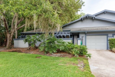 Welcome to Your Charming Villa in East Lake Woodlands!

Nestled on East Lake Woodlands Country Club in Florida - for sale on GolfHomes.com, golf home, golf lot