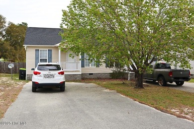 Duplex Investment Opportunity in Boiling Spring Lakes! Looking on The Lakes Country Club in North Carolina - for sale on GolfHomes.com, golf home, golf lot