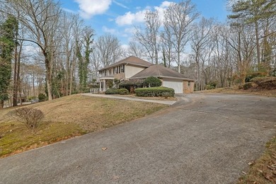 Exceptional opportunity in the highly coveted Spalding Cluster on Dunwoody Country Club in Georgia - for sale on GolfHomes.com, golf home, golf lot