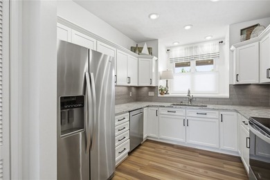 Welcome to this beautifully updated 2-bedroom, 2-bathroom condo on Keowee Key Golf and Country Club in South Carolina - for sale on GolfHomes.com, golf home, golf lot