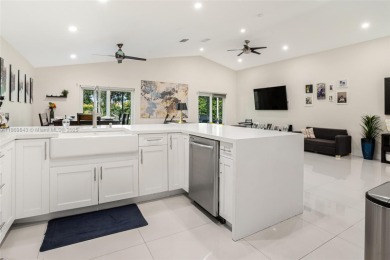 Location!! Just listed in Weston. Beautiful 2- Bedrooms on Bonaventure Country Club in Florida - for sale on GolfHomes.com, golf home, golf lot