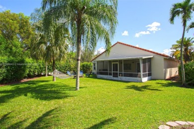 Location!! Just listed in Weston. Beautiful 2- Bedrooms on Bonaventure Country Club in Florida - for sale on GolfHomes.com, golf home, golf lot