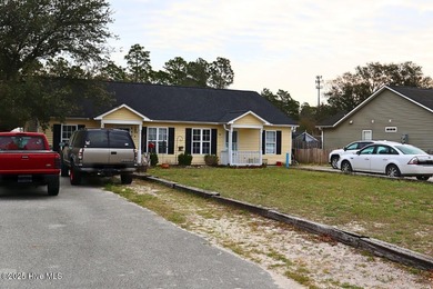 Duplex Investment Opportunity in Boiling Spring Lakes! Looking on The Lakes Country Club in North Carolina - for sale on GolfHomes.com, golf home, golf lot