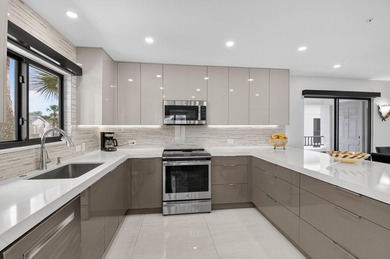 STUNNING PANORAMIC VIEWS WITH BEAUTIFUL SUNSETS FROM THE WEST on Gleneagles Golf and Country Club in Florida - for sale on GolfHomes.com, golf home, golf lot