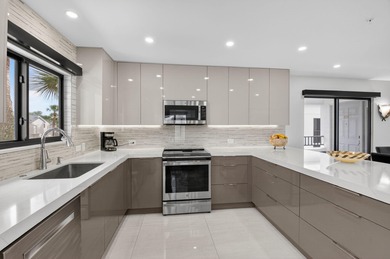 STUNNING PANORAMIC VIEWS WITH BEAUTIFUL SUNSETS FROM THE WEST on Gleneagles Golf and Country Club in Florida - for sale on GolfHomes.com, golf home, golf lot