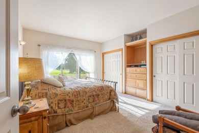 Discover this charming single-level home perfectly positioned on on Eagle Crest Golf Resort - Resort Course in Oregon - for sale on GolfHomes.com, golf home, golf lot
