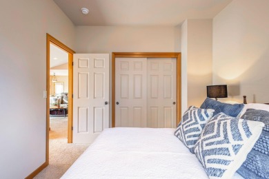 Discover this charming single-level home perfectly positioned on on Eagle Crest Golf Resort - Resort Course in Oregon - for sale on GolfHomes.com, golf home, golf lot