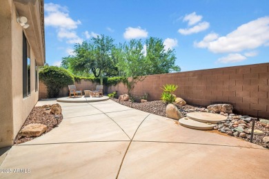 Welcome to country club living at its finest! Perfectly on Anthem Golf and Country Club  in Arizona - for sale on GolfHomes.com, golf home, golf lot