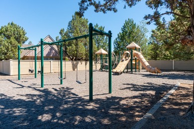 Discover this charming single-level home perfectly positioned on on Eagle Crest Golf Resort - Resort Course in Oregon - for sale on GolfHomes.com, golf home, golf lot