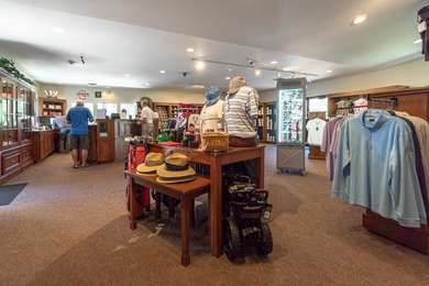 Discover this charming single-level home perfectly positioned on on Eagle Crest Golf Resort - Resort Course in Oregon - for sale on GolfHomes.com, golf home, golf lot