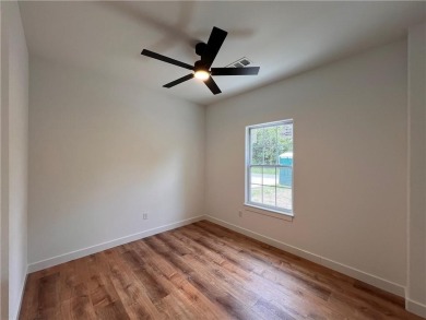 Great new construction built. 2 bed, 2 bath and an office/bonus on Bella Vista Country Club - Scottsdale in Arkansas - for sale on GolfHomes.com, golf home, golf lot