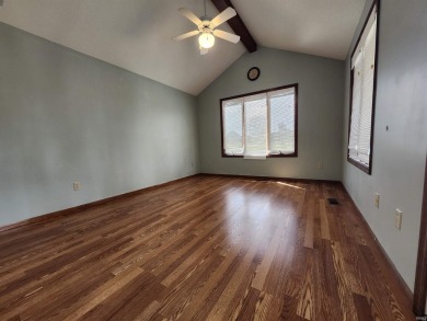 Welcome to this beautiful 3 bedroom, 2.5 bath villa located in a on Eagle Glen Golf Club in Indiana - for sale on GolfHomes.com, golf home, golf lot