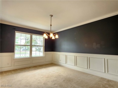 Welcome to 814 Lost Pond Parkway, A clean and move-in ready on Chardon Lakes Golf Course in Ohio - for sale on GolfHomes.com, golf home, golf lot