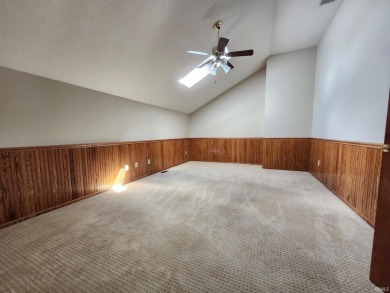 Welcome to this beautiful 3 bedroom, 2.5 bath villa located in a on Eagle Glen Golf Club in Indiana - for sale on GolfHomes.com, golf home, golf lot
