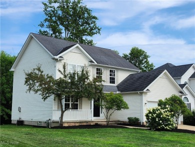 Welcome to 814 Lost Pond Parkway, A clean and move-in ready on Chardon Lakes Golf Course in Ohio - for sale on GolfHomes.com, golf home, golf lot