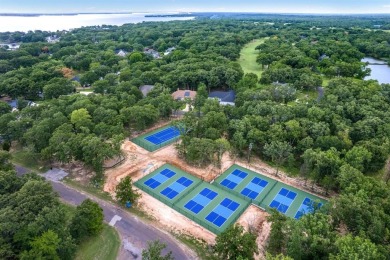 Build your paradise on this beautifully treed, replatted on Pinnacle Golf and Boat Club in Texas - for sale on GolfHomes.com, golf home, golf lot
