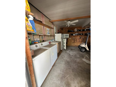 Welcome to this charming and meticulously maintained 2-bedroom on Schalamar Creek Golf and Country Club in Florida - for sale on GolfHomes.com, golf home, golf lot
