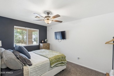 Enjoy easy living in a beautiful golf course community with this on The Golf Club At Johnson Ranch in Arizona - for sale on GolfHomes.com, golf home, golf lot